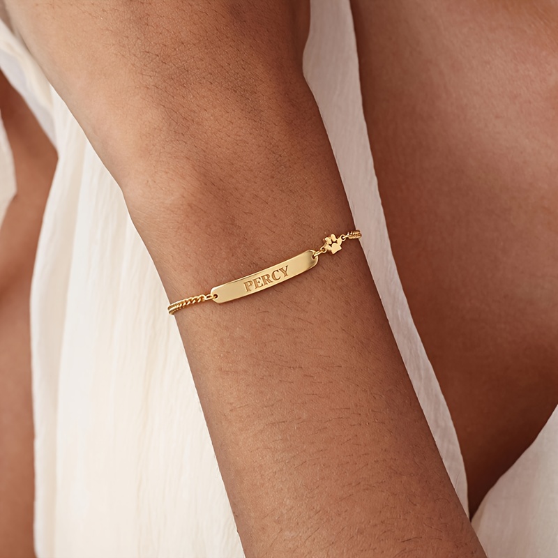 Women's Custom Engraved 18K Gold Plated Bar Name Bracelet